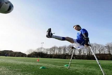 picture of an amputee footballer