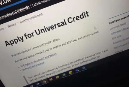 Image of online page with title "Apply for Universal Credit"